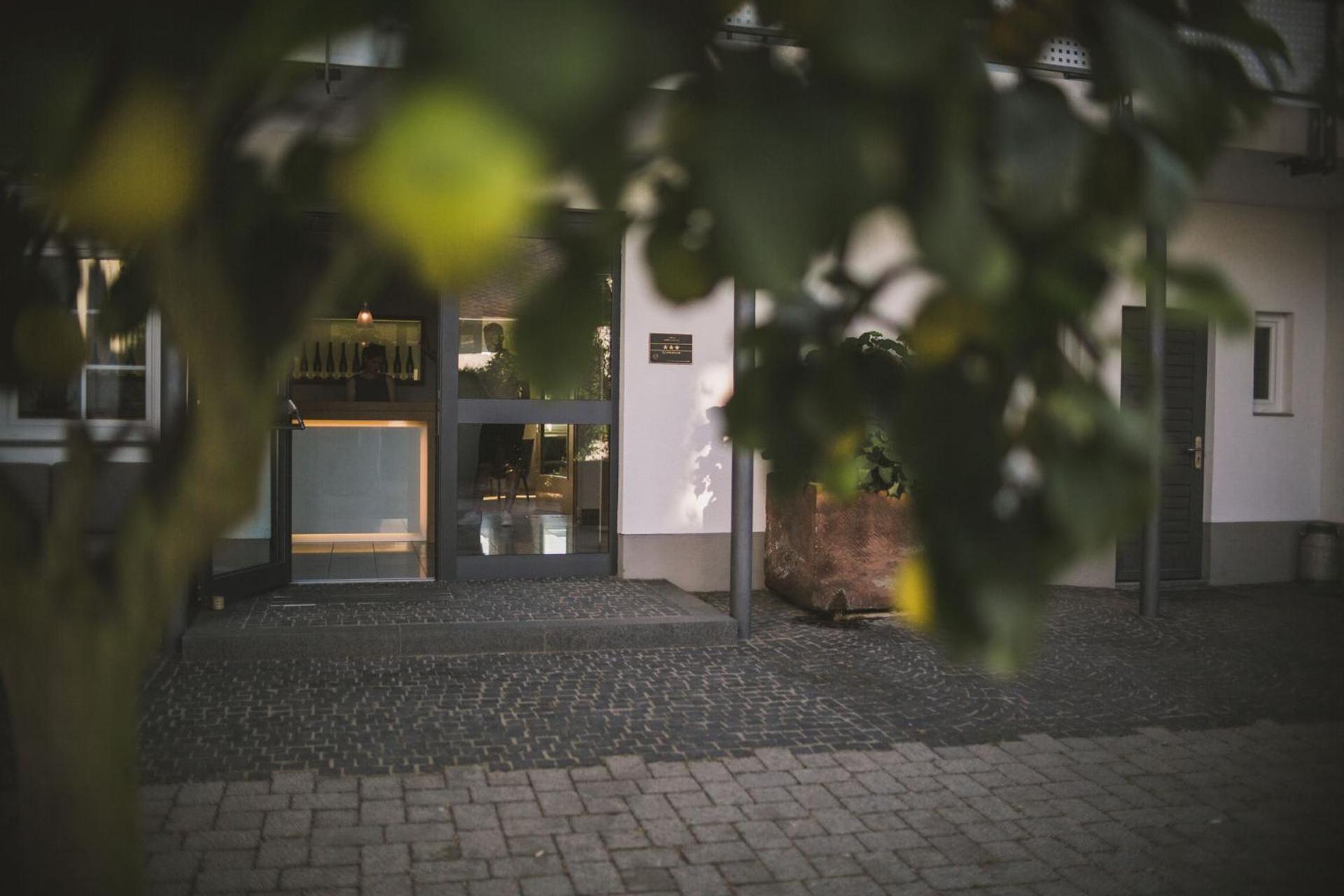 Hotel Weingut Gehlen-Cornelius Brauneberg Exteriér fotografie